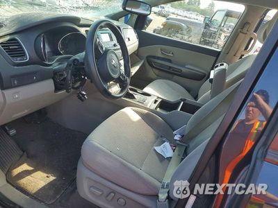 Zdjęcie 7 z 13 samochodu: 2016 KIA SEDONA LX VIN:KNDMB5C17G6107180 - miniatura