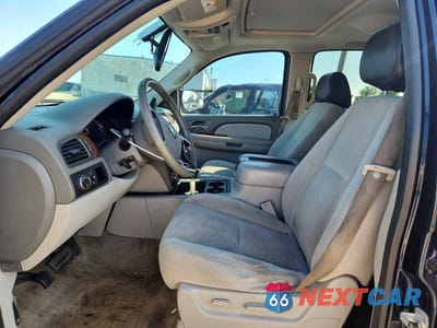 Zdjęcie 7 z 14 samochodu: 2007 CHEVROLET TAHOE C1500 VIN:1GNFC13087J202986 - miniatura