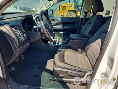 Zdjęcie 7 z 13 samochodu: 2022 GMC CANYON AT4 VIN:1GTG6FEN8N1240256 - miniatura