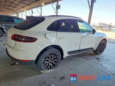 Trzecie zdjęcie samochodu z tyłu: 2018 PORSCHE MACAN S VIN:WP1AB2A53JLB30731 - miniatura