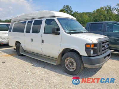 Czwarte zdjęcie samochodu z boku: 2010 FORD ECONOLINE E250 VAN VIN:1FTNS2EL7ADA64514 - miniatura