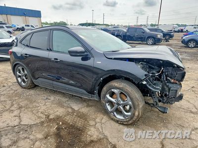 Czwarte zdjęcie samochodu z boku: 2026 FORD ESCAPE ST LINE VIN:1FMCU0MN1TUA10195 - miniatura