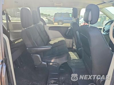 Zdjęcie 11 z 14 samochodu: 2018 DODGE GRAND CARAVAN SE VIN:2C4RDGBGXJR185163 - miniatura