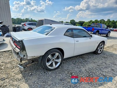 Trzecie zdjęcie samochodu z tyłu: 2015 DODGE CHALLENGER SXT VIN:2C3CDZAT3FH702305 - miniatura