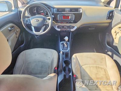 Zdjęcie 8 z 12 samochodu: 2016 KIA RIO LX VIN:KNADM4A3XG6659309 - miniatura