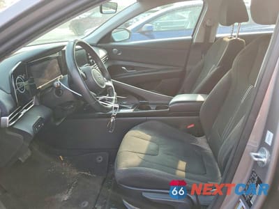Zdjęcie 7 z 12 samochodu: 2021 HYUNDAI ELANTRA SEL VIN:KMHLS4AGXMU186487 - miniatura