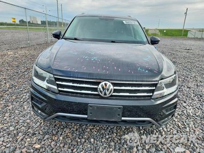 Piąte zdjęcie samochodu w środku: 2018 VOLKSWAGEN TIGUAN SE VIN:3VV2B7AX4JM042825 - miniatura