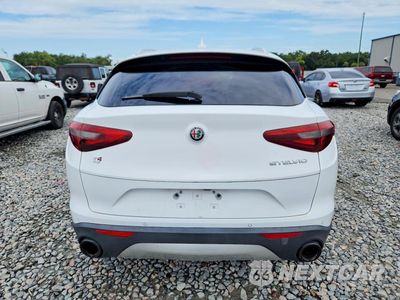 Zdjęcie 6 z 13 samochodu: 2018 ALFA ROMEO STELVIO VIN:ZASFAKAN1J7B81381 - miniatura