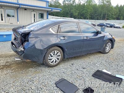 Trzecie zdjęcie samochodu z tyłu: 2018 NISSAN ALTIMA 2.5 S VIN:1N4AL3APXJC253292 - miniatura