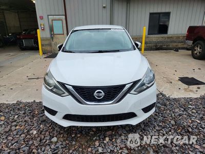 Piąte zdjęcie samochodu w środku: 2016 NISSAN SENTRA S VIN:3N1AB7AP7GY217020 - miniatura