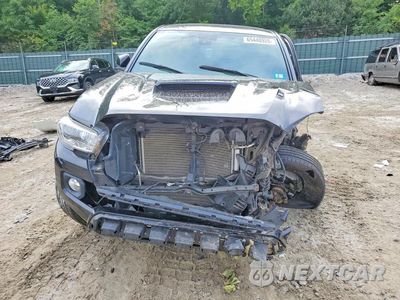Piąte zdjęcie samochodu w środku: 2020 TOYOTA TACOMA TRD SPORT VIN:5TFCZ5AN9LX239603 - miniatura