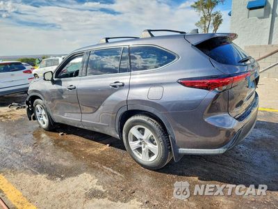 Drugie zdjęcie samochodu z przodu: 2022 TOYOTA HIGHLANDER LE VIN:5TDZZRAH6NS139382 - miniatura