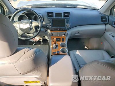Zdjęcie 8 z 13 samochodu: 2008 TOYOTA HIGHLANDER HYBRID LIMITED VIN:JTEEW44A182001409 - miniatura