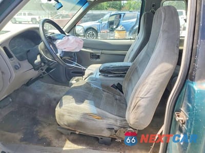 Zdjęcie 7 z 12 samochodu: 1998 FORD EXPLORER VIN:1FMYU22X6WUC46769 - miniatura