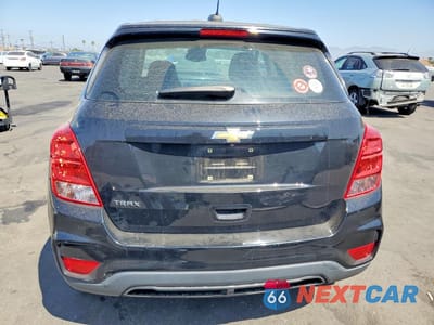 Zdjęcie 6 z 14 samochodu: 2020 CHEVROLET TRAX LS VIN:3GNCJKSB6LL308230 - miniatura