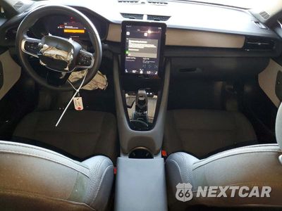 Zdjęcie 8 z 12 samochodu: 2024 POLESTAR 2 VIN:YSMFE3KA2RL232733 - miniatura