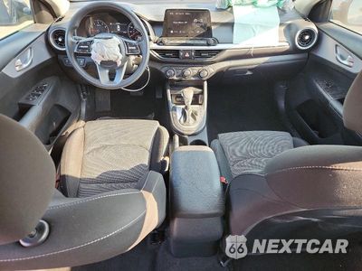 Zdjęcie 8 z 12 samochodu: 2024 KIA FORTE LX VIN:3KPF24AD3RE816413 - miniatura