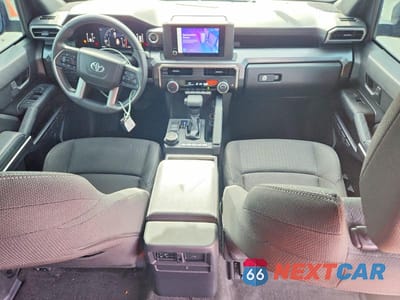 Zdjęcie 8 z 13 samochodu: 2025 TOYOTA 4RUNNER SR5 VIN:JTEVA5BR4S5007188 - miniatura