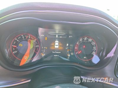Zdjęcie 9 z 13 samochodu: 2018 DODGE CHALLENGER SXT VIN:2C3CDZAG5JH172267 - miniatura