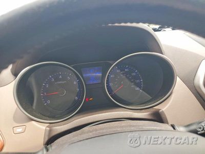 Zdjęcie 9 z 13 samochodu: 2011 HYUNDAI TUCSON LIMITED VIN:KM8JU3AC7BU172407 - miniatura