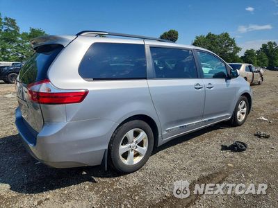 Trzecie zdjęcie samochodu z tyłu: 2017 TOYOTA SIENNA LE VIN:5TDKZ3DC3HS820795 - miniatura