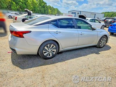 Trzecie zdjęcie samochodu z tyłu: 2019 NISSAN ALTIMA S VIN:1N4BL4BV4KC226971 - miniatura