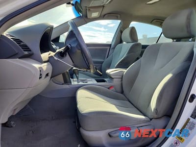 Zdjęcie 7 z 12 samochodu: 2007 TOYOTA CAMRY CE VIN:4T1BE46K47U529041 - miniatura