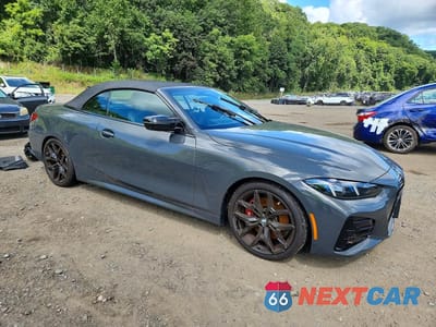 Czwarte zdjęcie samochodu z boku: 2025 BMW M440I VIN:WBA63DB06SCT64752 - miniatura