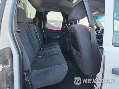 Zdjęcie 10 z 13 samochodu: 2008 CHEVROLET SILVERADO K1500 VIN:1GCEK19J78Z275079 - miniatura