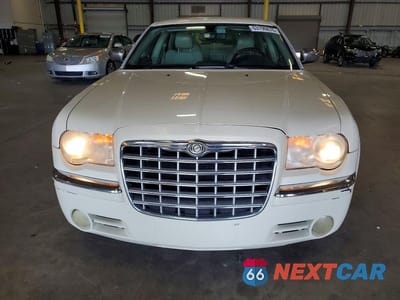 Piąte zdjęcie samochodu w środku: 2007 CHRYSLER 300C VIN:2C3LA63HX7H765631 - miniatura
