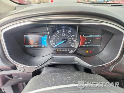 Zdjęcie 9 z 12 samochodu: 2018 FORD FUSION SE VIN:3FA6P0HD7JR282965 - miniatura
