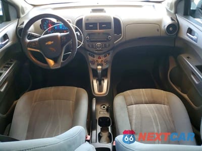 Zdjęcie 8 z 12 samochodu: 2012 CHEVROLET SONIC LT VIN:1G1JC5SH0C4103873 - miniatura