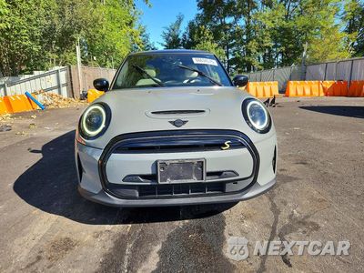 Piąte zdjęcie samochodu w środku: 2022 MINI COOPER SE VIN:WMW13DJ02N2P99578 - miniatura