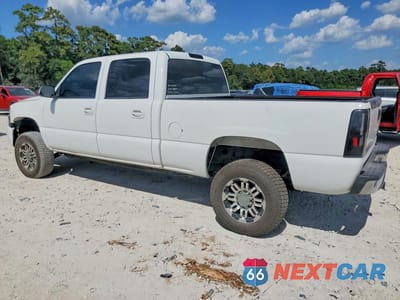 Drugie zdjęcie samochodu z przodu: 2006 GMC SIERRA K2500 HEAVY DUTY VIN:1GTHK23256F128634 - miniatura