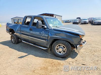 Czwarte zdjęcie samochodu z boku: 2007 CHEVROLET SILVERADO K2500 HEAVY DUTY VIN:1GCHK29U77E177429 - miniatura