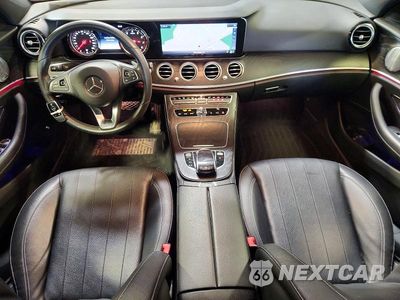 Zdjęcie 8 z 12 samochodu: 2018 MERCEDES-BENZ E 300 4MATIC VIN:WDDZF4KB3JA478359 - miniatura