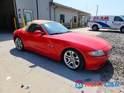 Czwarte zdjęcie samochodu z boku: 2003 BMW Z4 3.0 VIN:4USBT53413LT24552 - miniatura