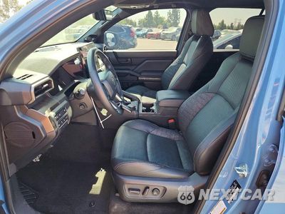 Zdjęcie 7 z 12 samochodu: 2026 TOYOTA 4RUNNER TRD SPORT PREMIUM VIN:JTEVA5BR9T5110091 - miniatura