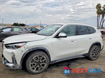 2024 BMW X1 XDRIVE28I WBX73EF0XR5Y69802 - główne zdjęcie licytacji z USA - miniatura