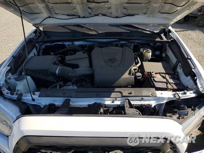 Zdjęcie 11 z 12 samochodu: 2021 TOYOTA TACOMA TRD OFF-ROAD VIN:3TMAZ5CNXMM141563 - miniatura