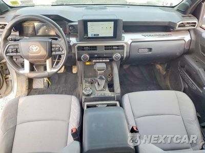 Zdjęcie 8 z 12 samochodu: 2025 TOYOTA TACOMA SR5 VIN:3TMLB5JN2SM096115 - miniatura