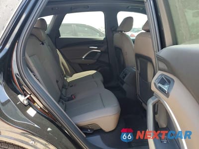 Zdjęcie 11 z 14 samochodu: 2026 AUDI Q5 PREMIUM VIN:WA11AAGU6T2019526 - miniatura