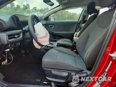 Zdjęcie 7 z 12 samochodu: 2025 KIA K4 LXS VIN:3KPFT4DE1SE059941 - miniatura