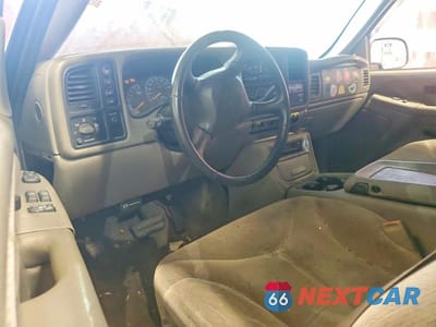 Zdjęcie 8 z 12 samochodu: 2000 GMC NEW SIERRA K1500 VIN:1GTEK19T1YZ263009 - miniatura