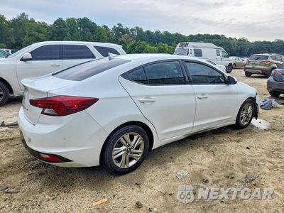 Trzecie zdjęcie samochodu z tyłu: 2020 HYUNDAI ELANTRA SEL VIN:5NPD84LF7LH500827 - miniatura