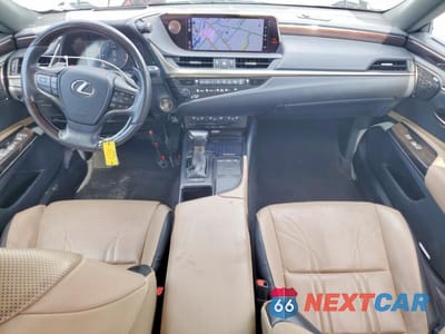 Zdjęcie 8 z 12 samochodu: 2019 LEXUS ES 350 VIN:58ABZ1B15KU013322 - miniatura
