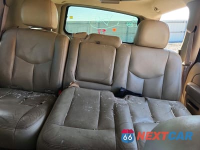 Zdjęcie 10 z 13 samochodu: 2004 CHEVROLET TAHOE K1500 VIN:1GNEK13Z74J139484 - miniatura