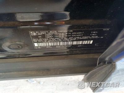 Zdjęcie 12 z 12 samochodu: 2025 TOYOTA RAV 4 VIN:JTMLWRFV9SD346787 - miniatura