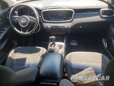 Zdjęcie 8 z 12 samochodu: 2018 KIA SORENTO LX VIN:5XYPGDA35JG349399 - miniatura