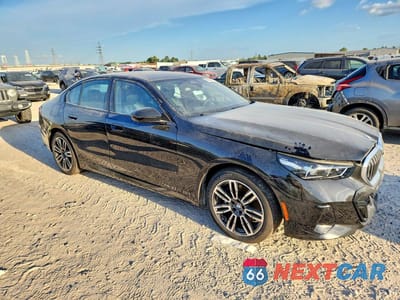 Czwarte zdjęcie samochodu z boku: 2026 BMW 530 XI VIN:WBA53FJ05TCW46035 - miniatura